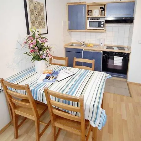Old Town Gartenstrasse Apartment